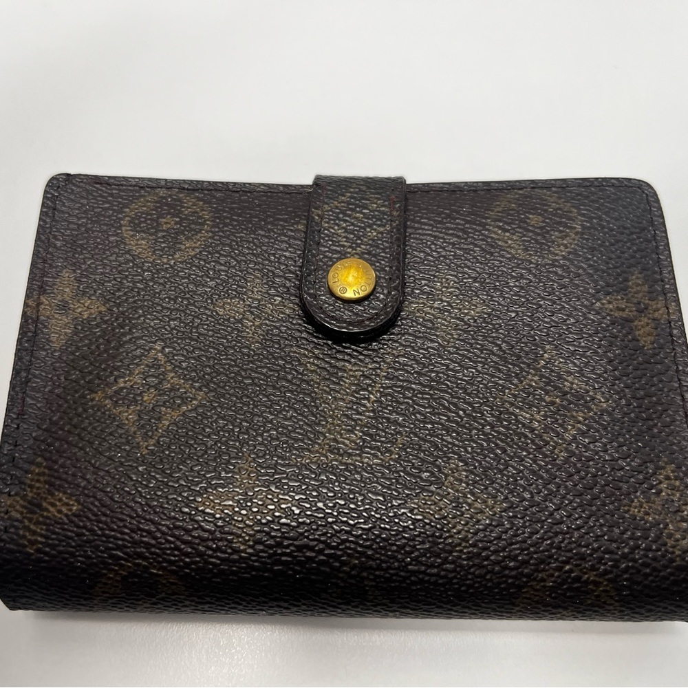 Louis Vuitton Compact Wallet - Picture 2 of 6